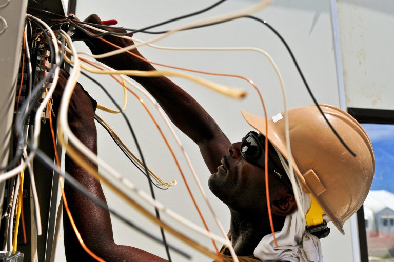 elektriciteitssysteem onderhouden