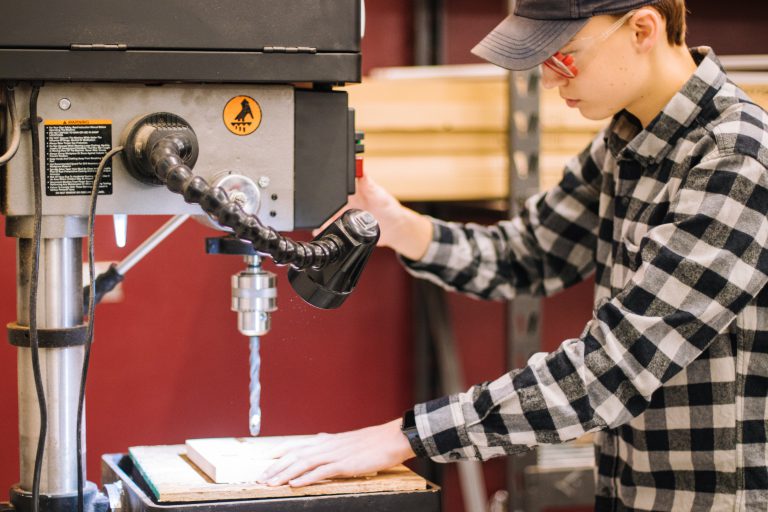 Waar kan een CNC bewerkingscentrum machine voor gebruikt worden