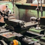 Lijmen in plaats van lassen: metaal verbinden in werkplaats en productie